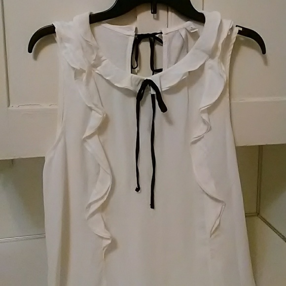 Lauren Conrad Blouse - Picture 2 of 8